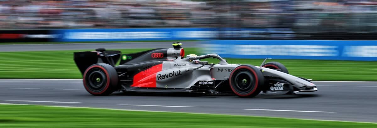 F1: Mesmo com problema no carro, Bortoleto larga em P10 na estreia da Audi