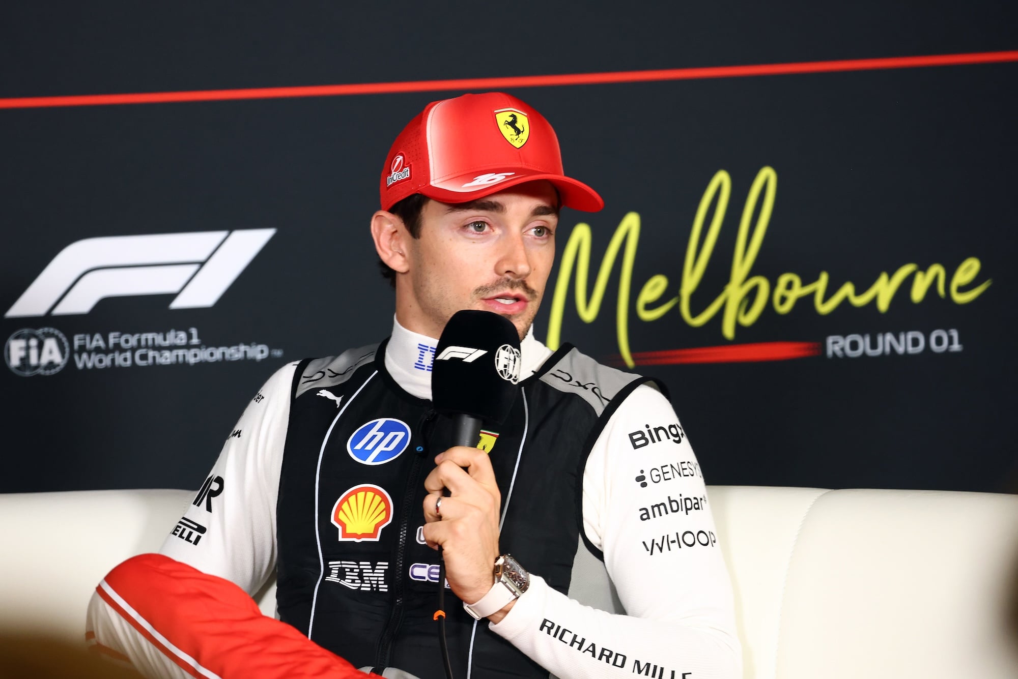 F1: Ferrari surpreende em ritmo de corrida e aposta no desenvolvimento de 2026