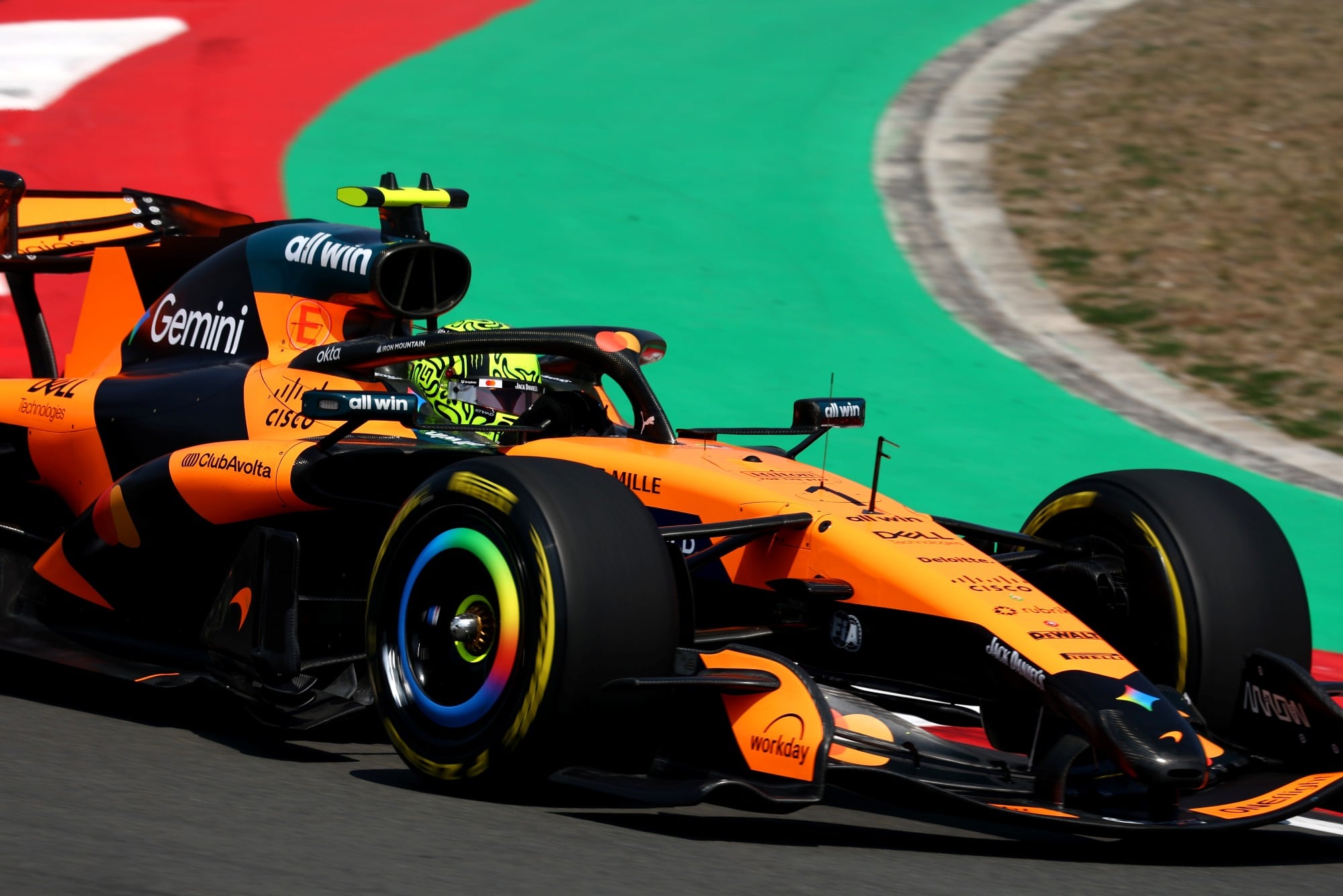 Lando Norris (GBR) McLaren F1 Team MCL40.