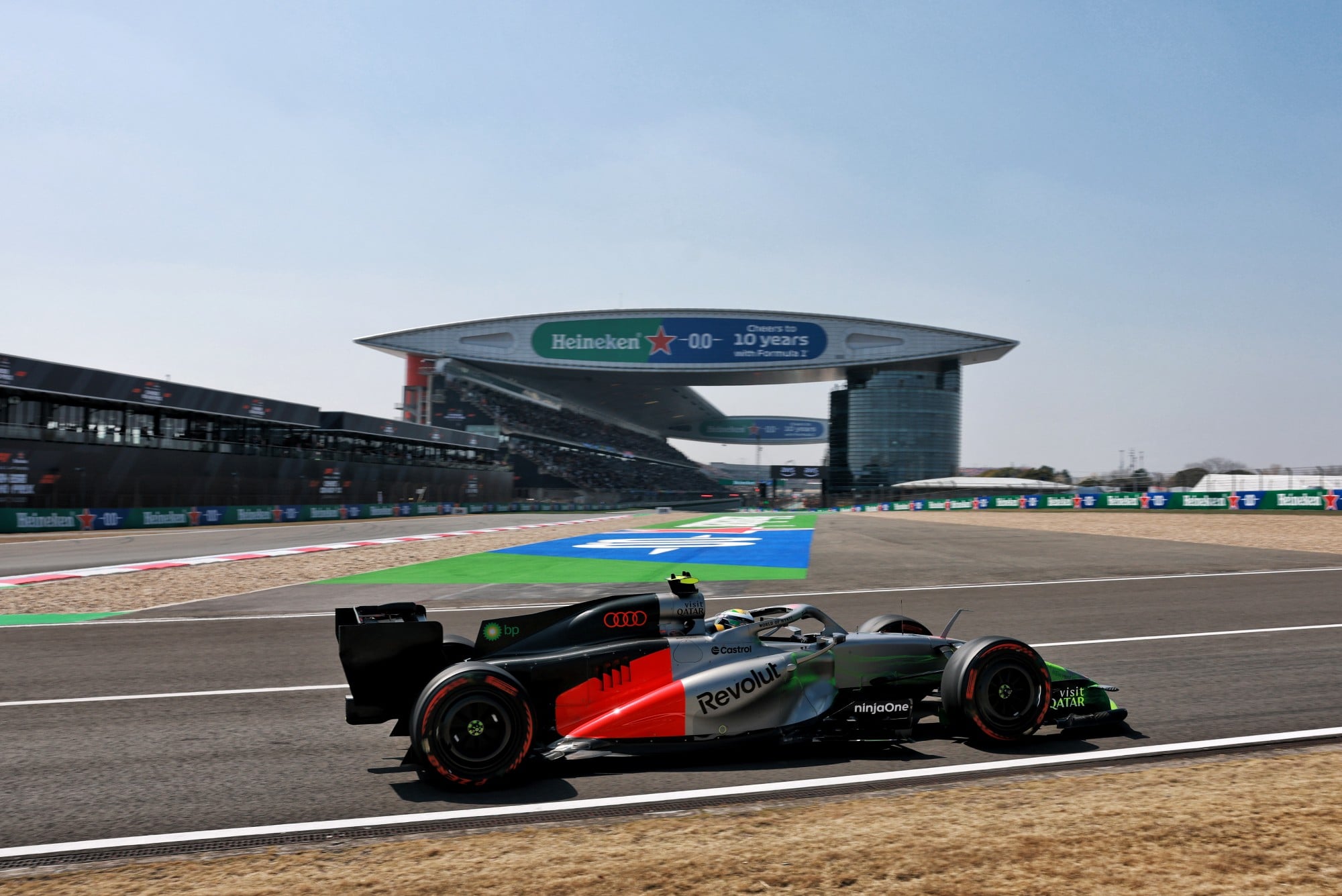 Gabriel Bortoleto (BRA) Audi F1 Team R26.