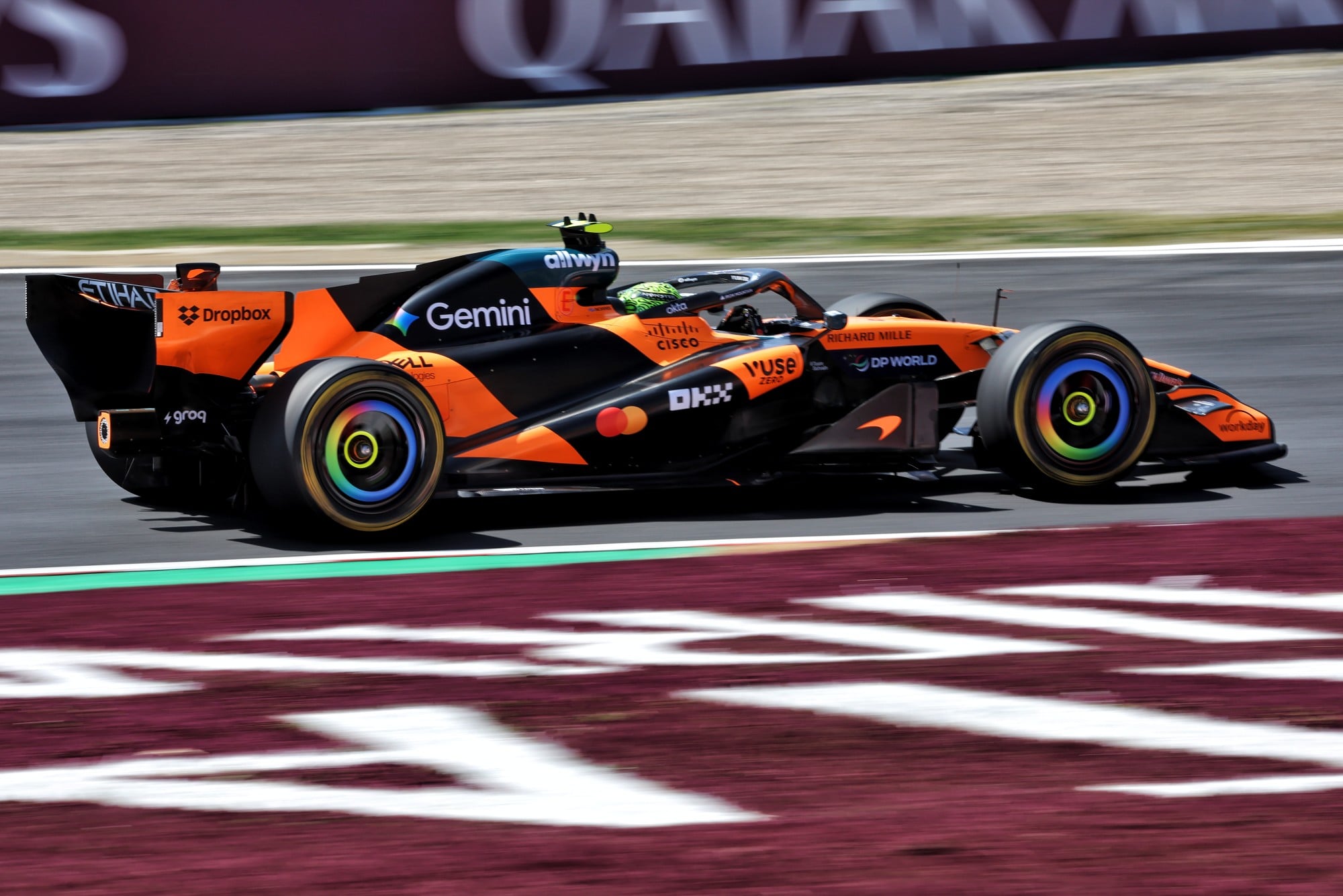 Lando Norris (GBR) McLaren F1 Team MCL40.