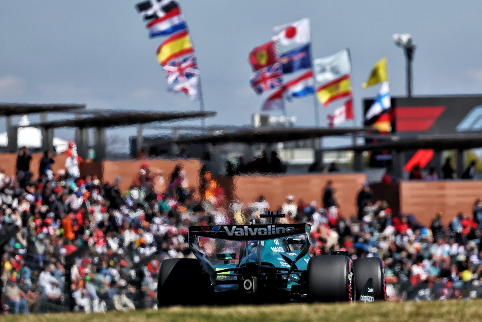 Lance Stroll (CDN) Aston Martin F1 Team AMR26.
