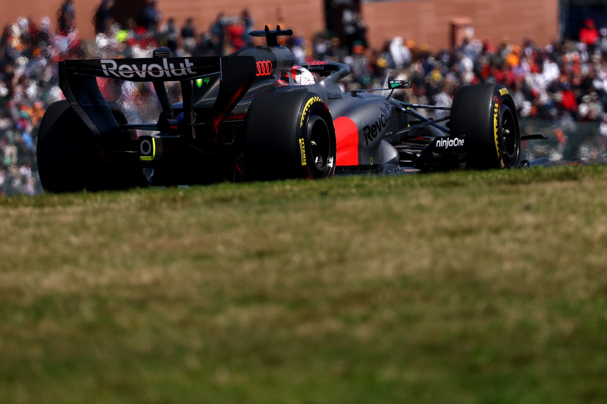 Nico Hulkenberg (GER) Audi F1 Team R26.