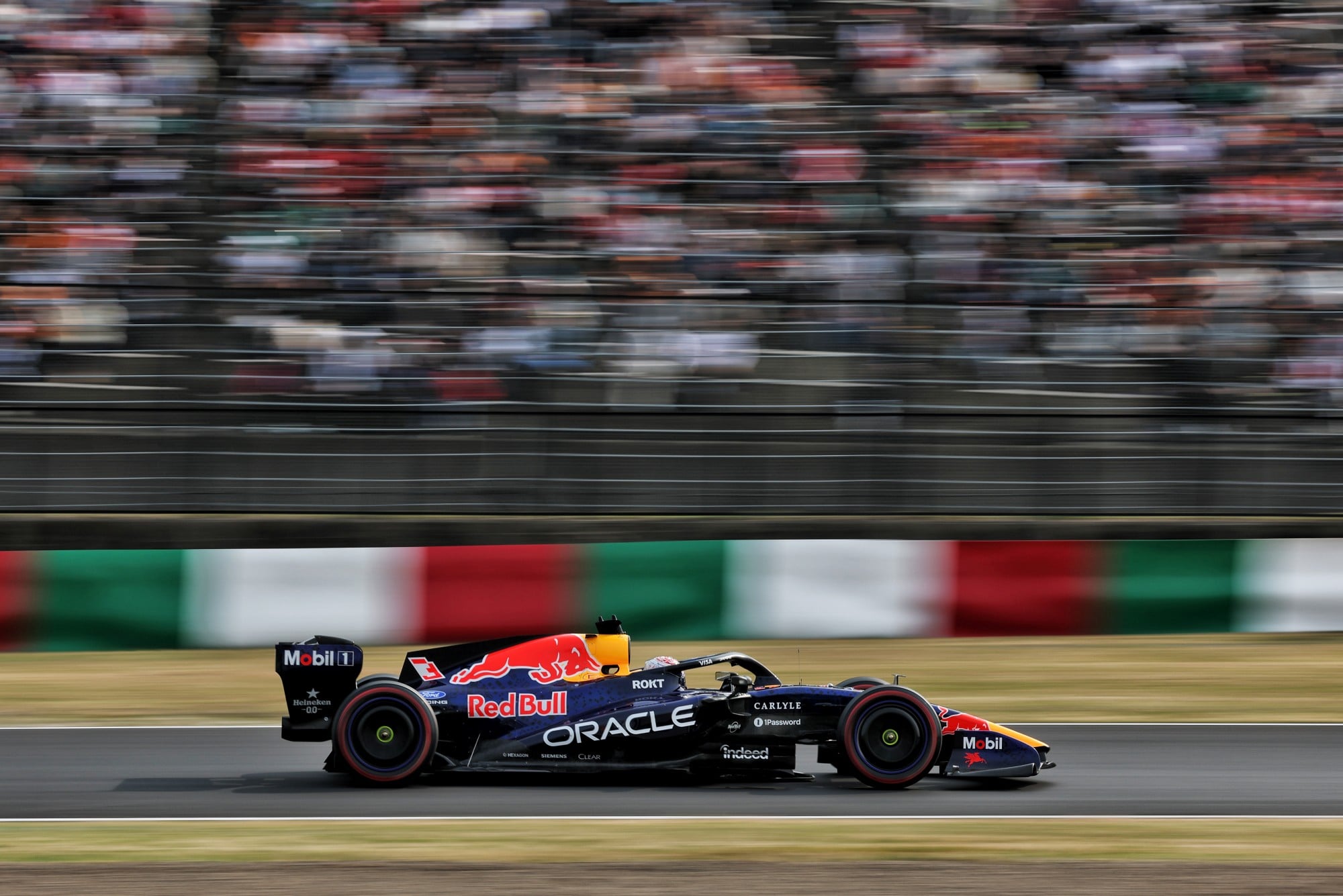 Max Verstappen (NLD) Red Bull Racing RB22.