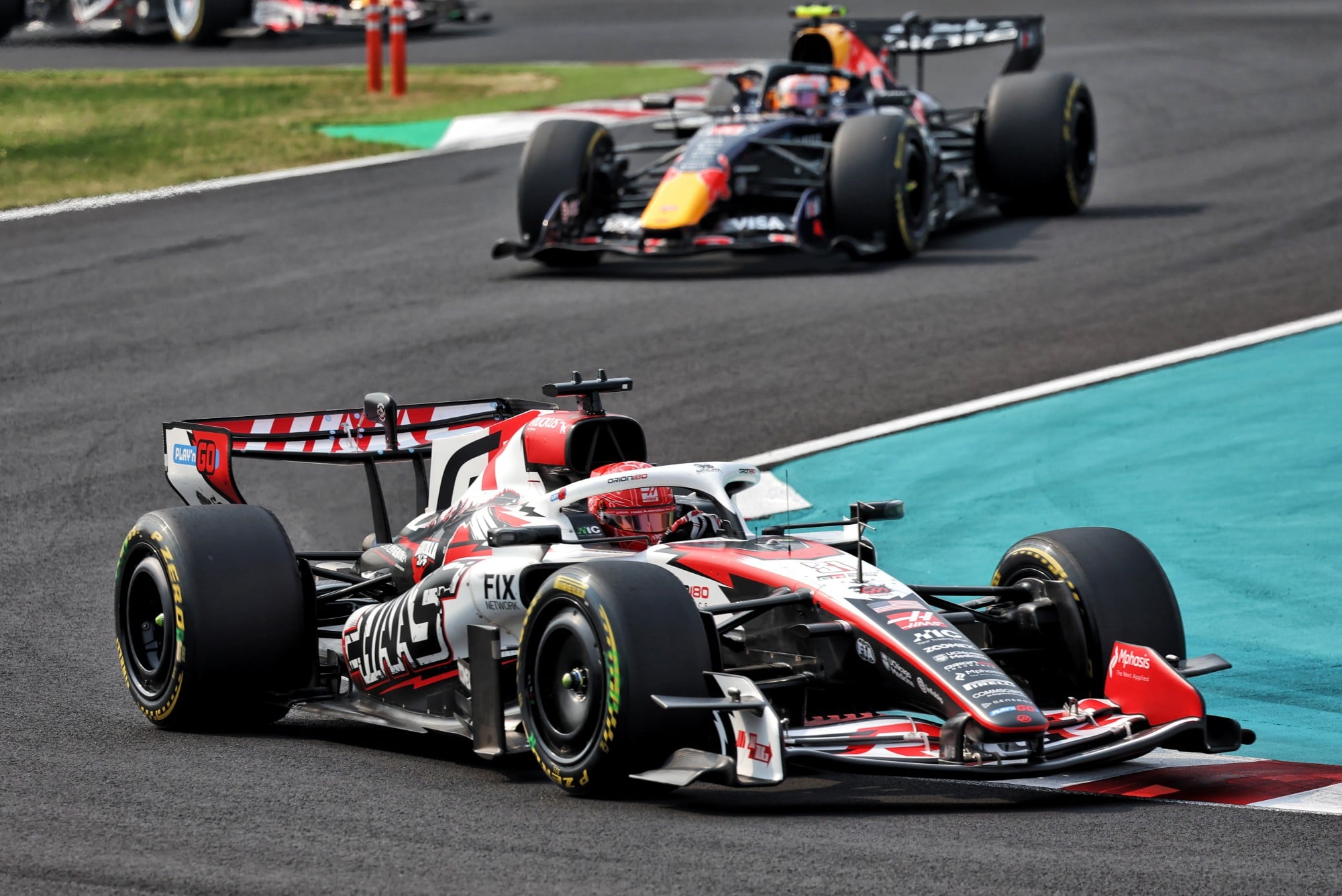 Esteban Ocon (FRA) Haas F1 Team VF-26.