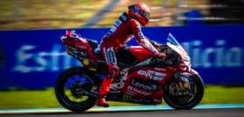 MotoGP: Márquez briga por pódio e Bagnaia abandona
