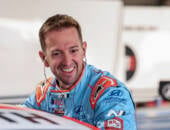 TCR: Girolami faz “volta perfeita” e conquista pole em Cuiabá
