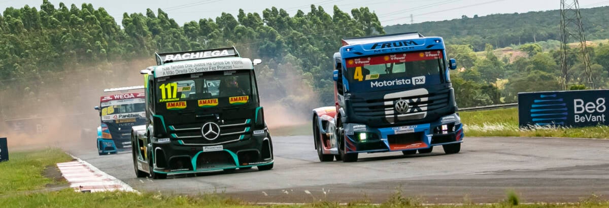 Ação troca óleo de cozinha usado por ingresso para assistir a Copa Truck em Santa Cruz do Sul