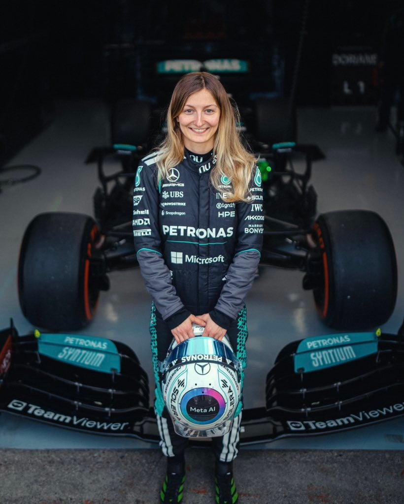 F1: Doriane Pin pilota W12 da Mercedes em Silverstone