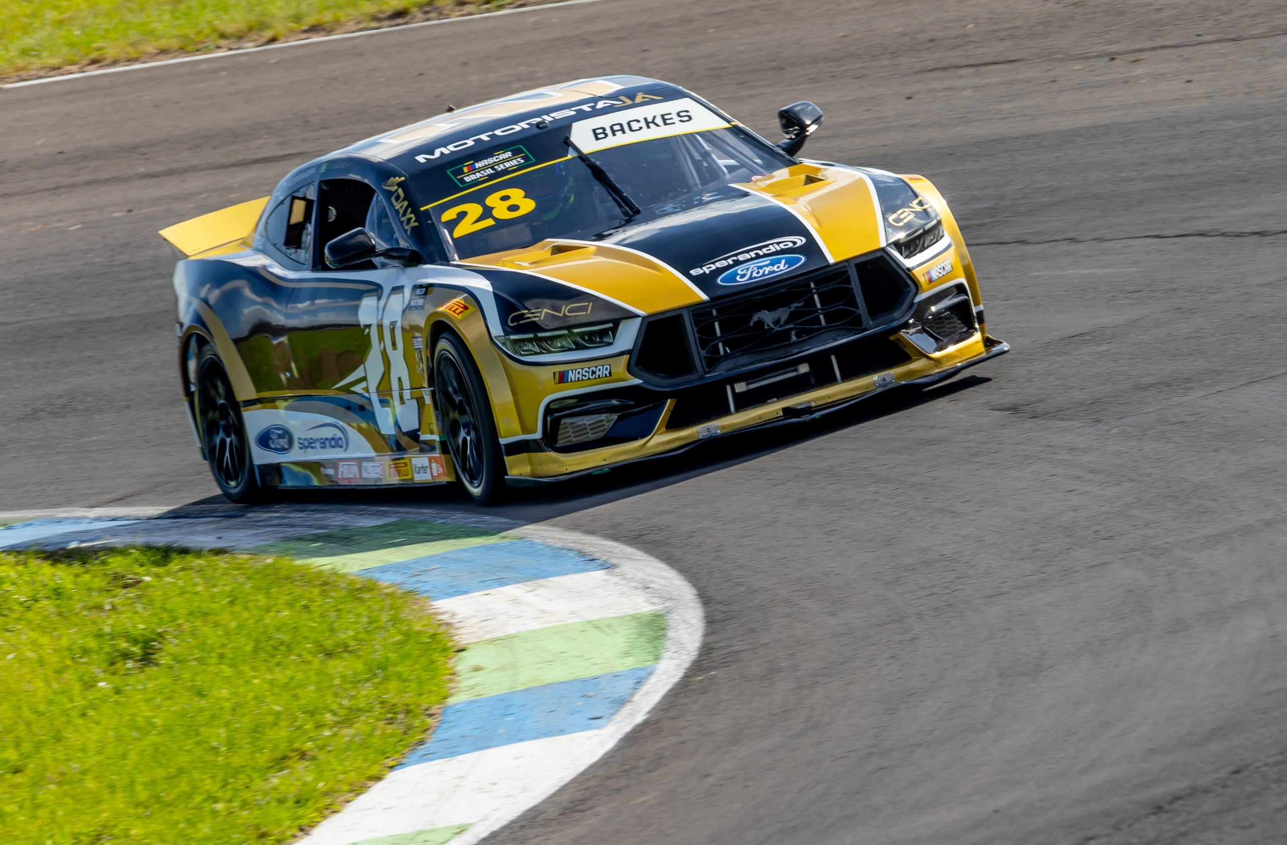 NASCAR Brasil: Casagrande é o mais rápido no TL2 em Santa Cruz do Sul