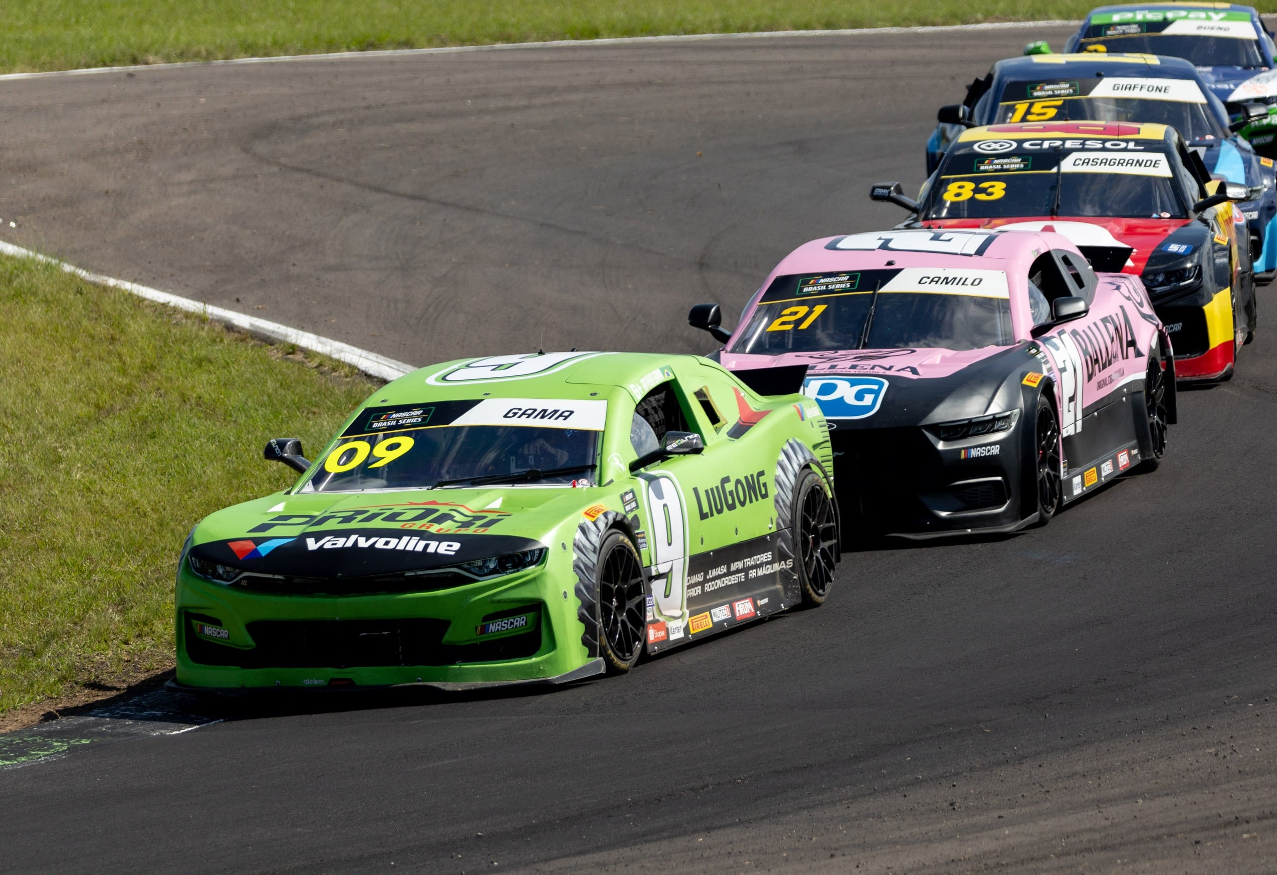 NASCAR Brasil: Camilo lidera primeiro treino concorrido no Velocitta