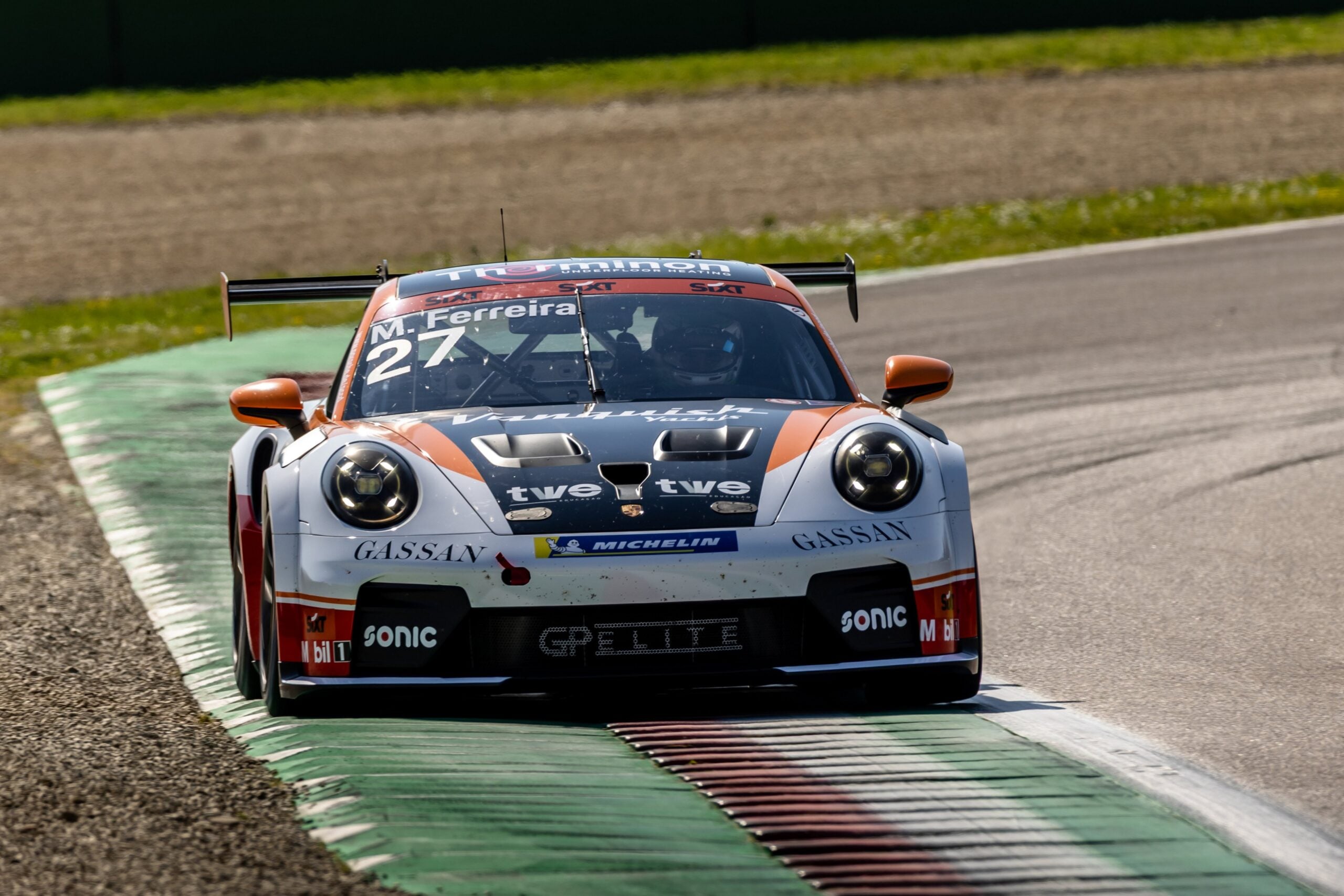 Mais um brasileiro na preliminar da F1: Matheus Ferreira disputa a Porsche Supercup em 2026