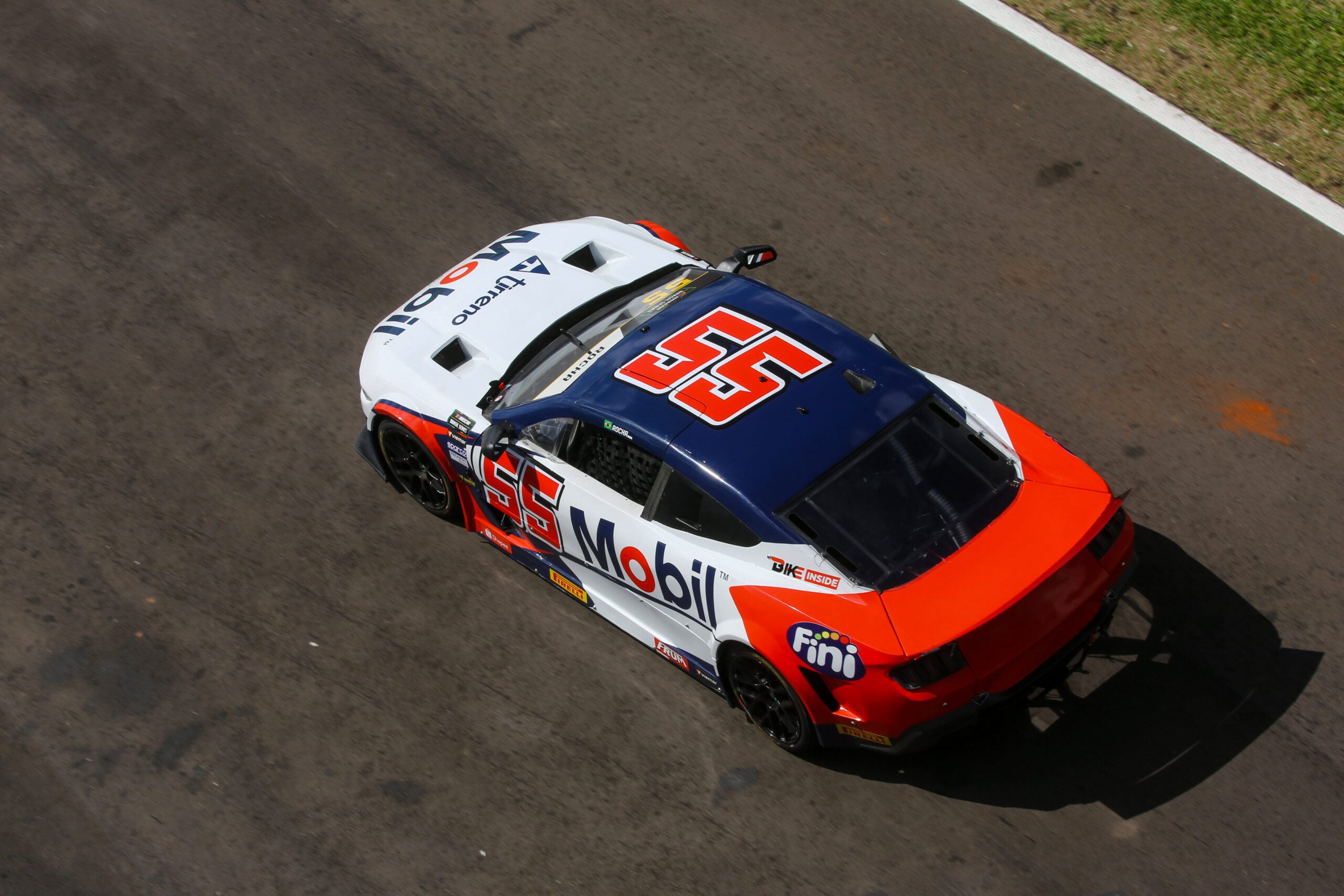 NASCAR Brasil: Genz lidera primeiro treino livre da temporada 2026