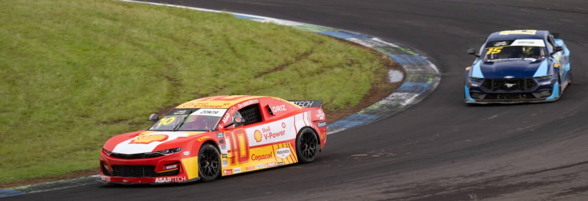 Acompanhe a sunset race da NASCAR Brasil AO VIVO