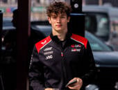 F1: “Não é divertido”, diz Bearman ao criticar limitações dos motores atuais