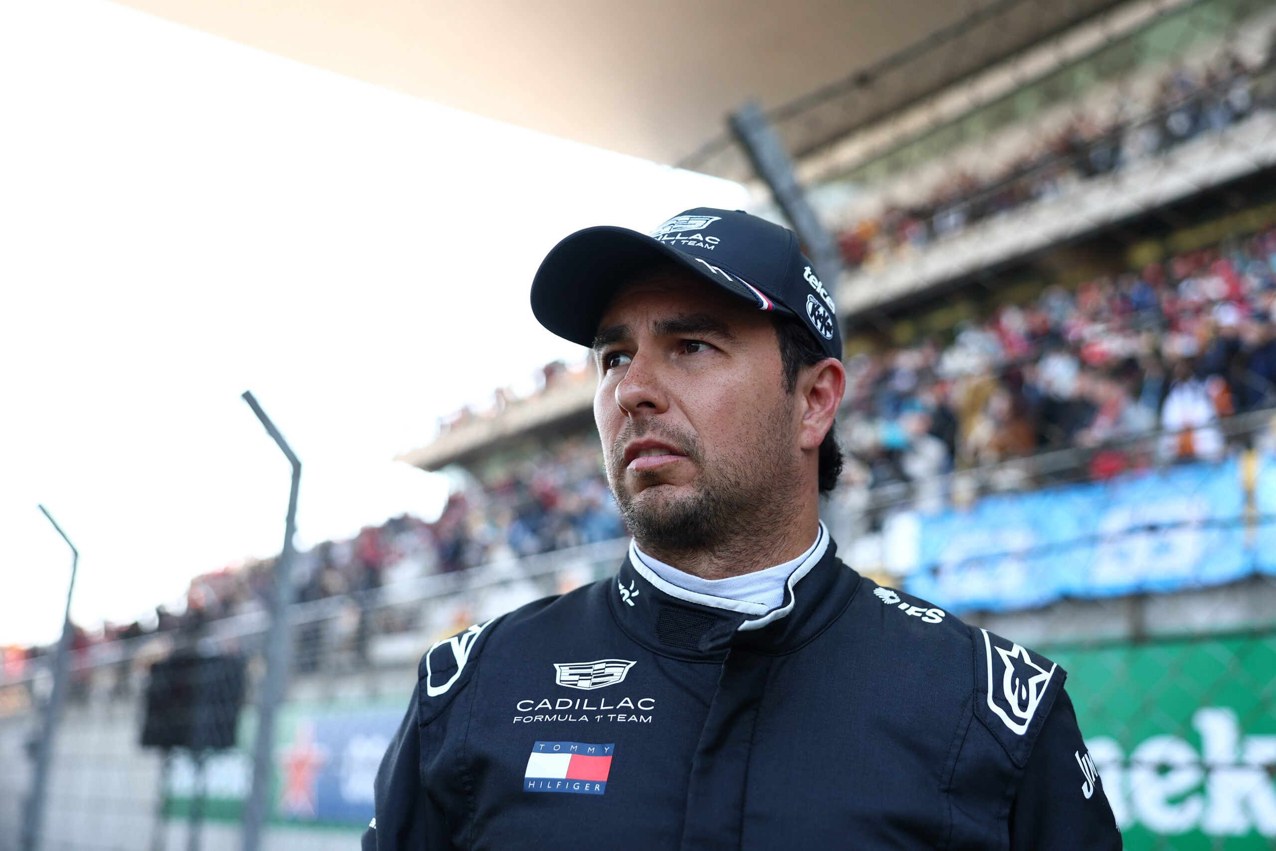 F1: Perez cobra reação urgente da Cadillac para fase europeia