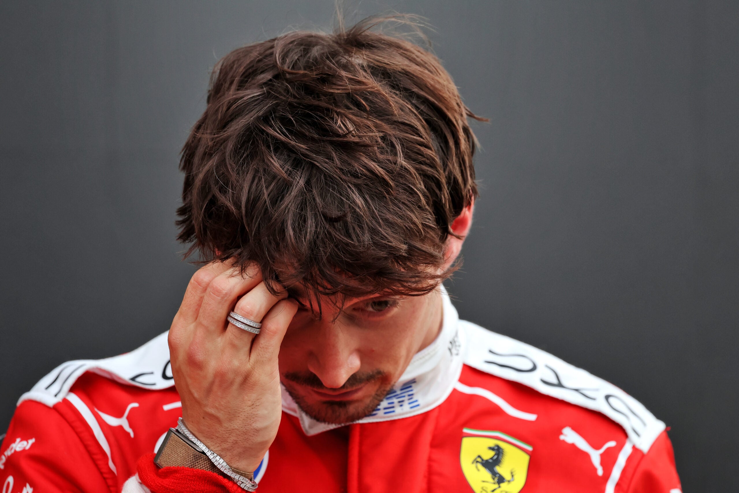 F1: Leclerc é multado após liderar único treino em Miami