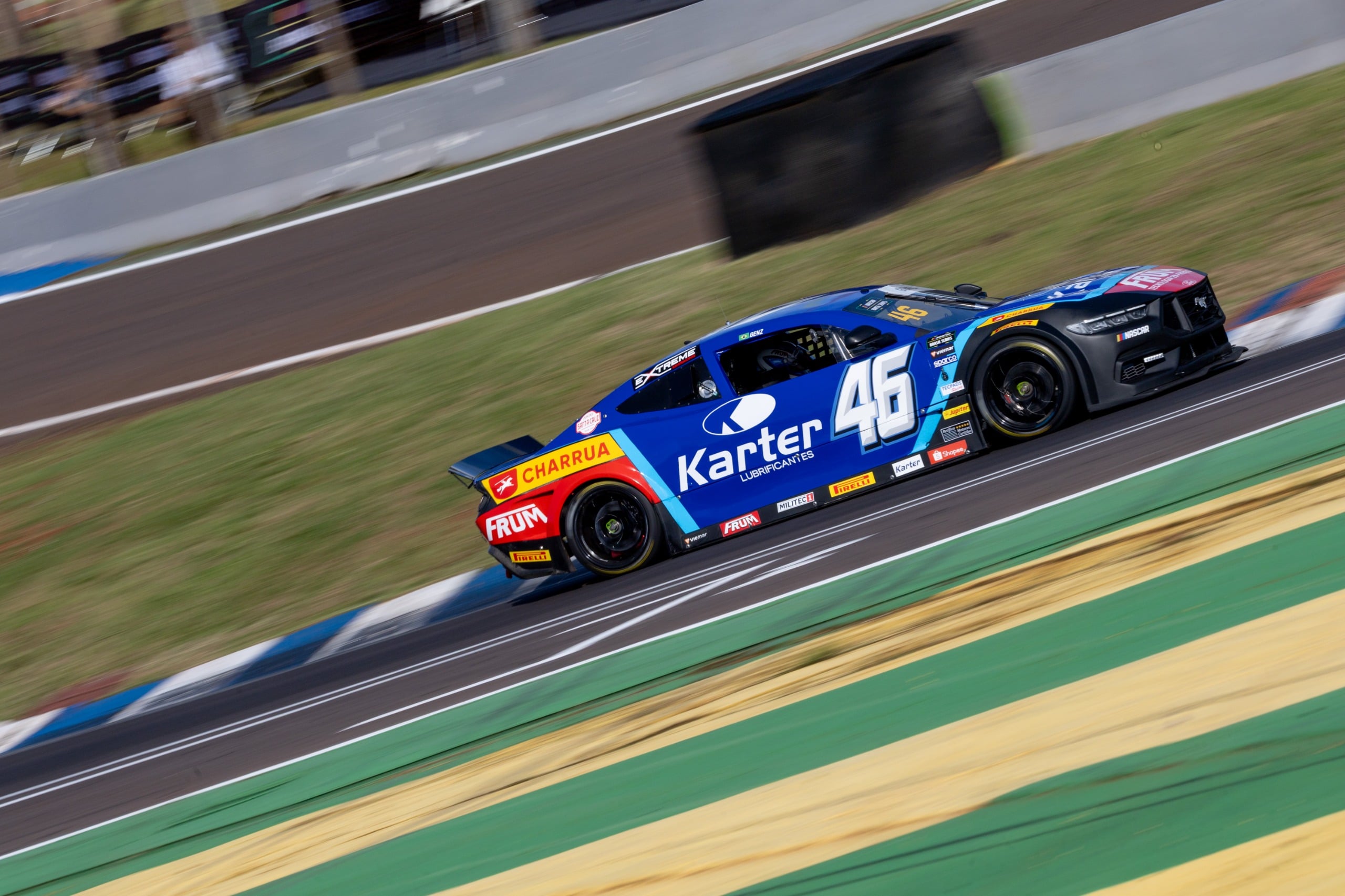 NASCAR Brasil: Navarro conquista a pole em classificação atípica em Cascavel