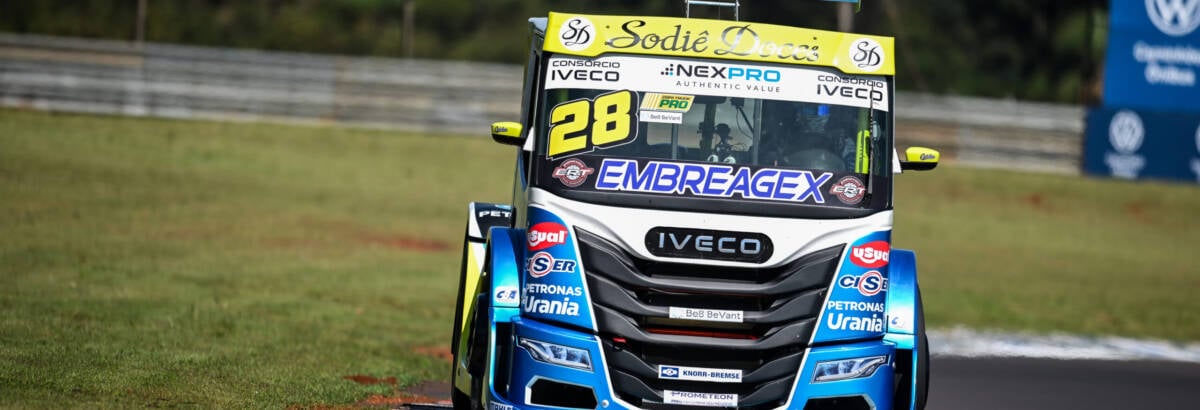 Copa Truck: Chuva muda tudo e Dirani voa para a pole em Cascavel; Nic Giaffone é pole na ELITE