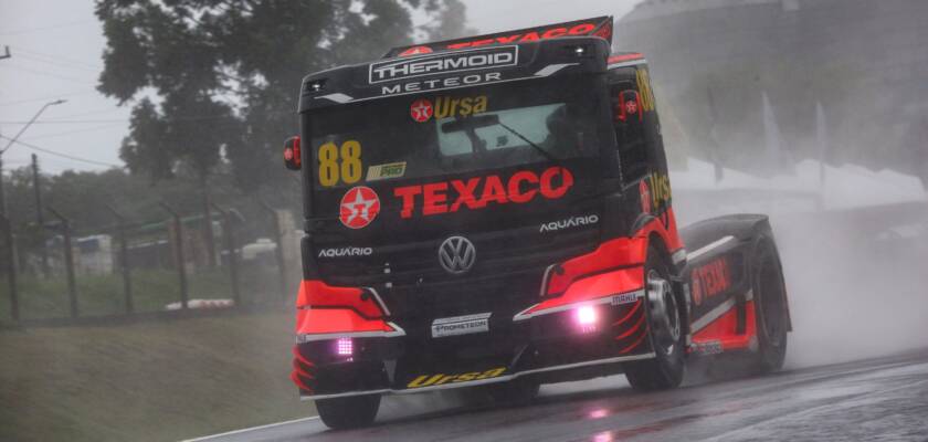 Líder do campeonato, Beto Monteiro abre a terceira fila do grid da Copa Truck em Cascavel