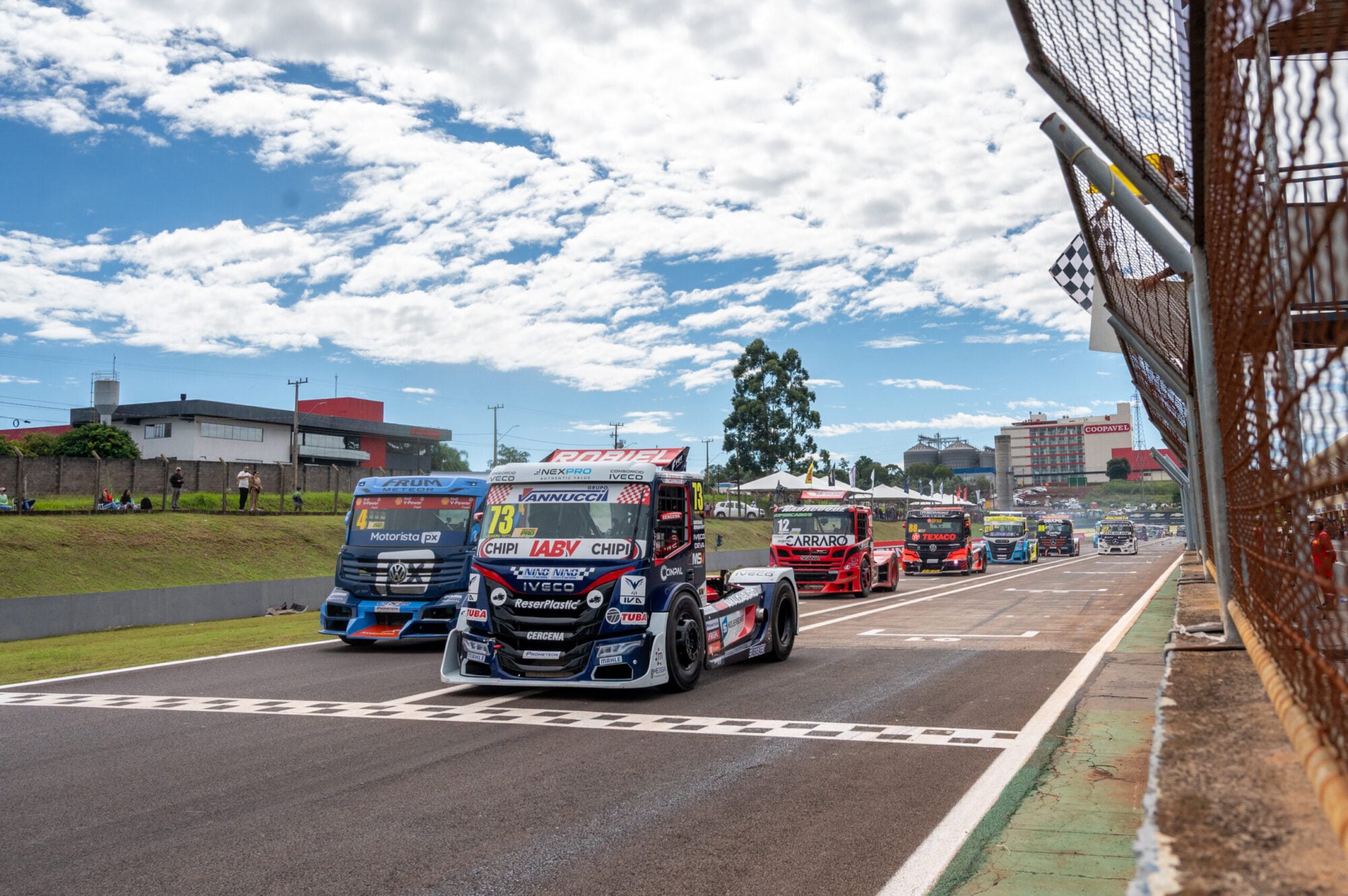 Vannucci Racing chega forte a Interlagos após vitória dupla na Copa Truck
