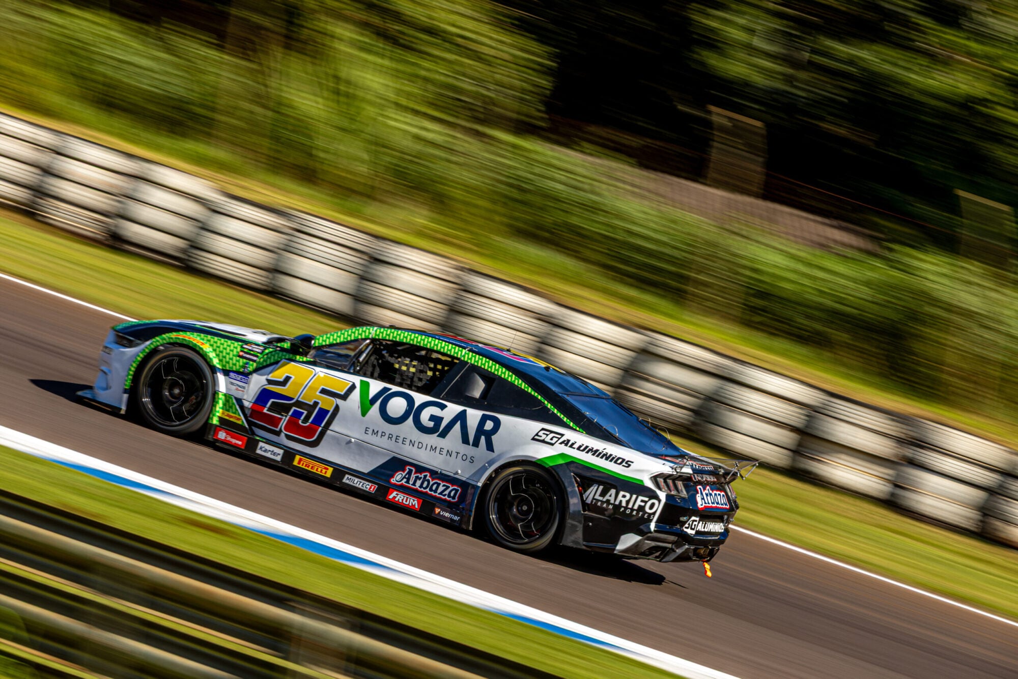 NASCAR Brasil: SG28 Racing defende a liderança com Bruna Tomaselli NASCAR Brasil: SG28 Racing defende a liderança com Bruna Tomaselli