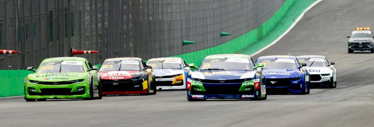 NASCAR Brasil: Assista a Corrida 1 em Interlagos AO VIVO NASCAR Brasil: Assista a Corrida 1 em Interlagos AO VIVO