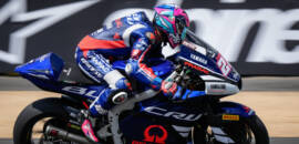 Moto2: Izan Guevara fecha sexta-feira com o melhor tempo na França