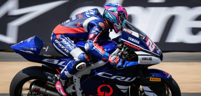 Moto2: Izan Guevara fecha sexta-feira com o melhor tempo na França