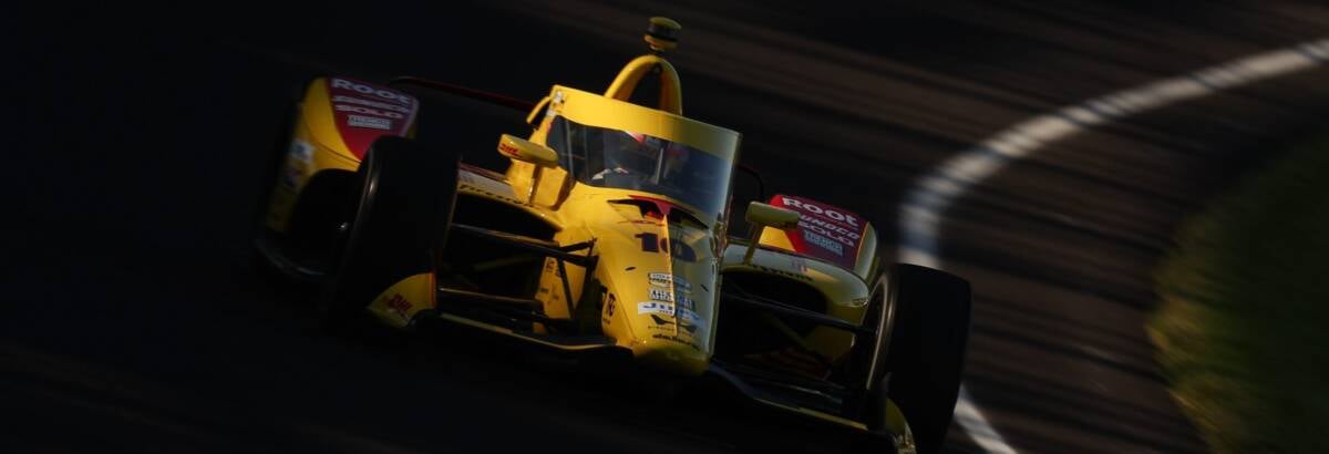 Álex Palou bate rivais e fatura pole position para a Indy 500