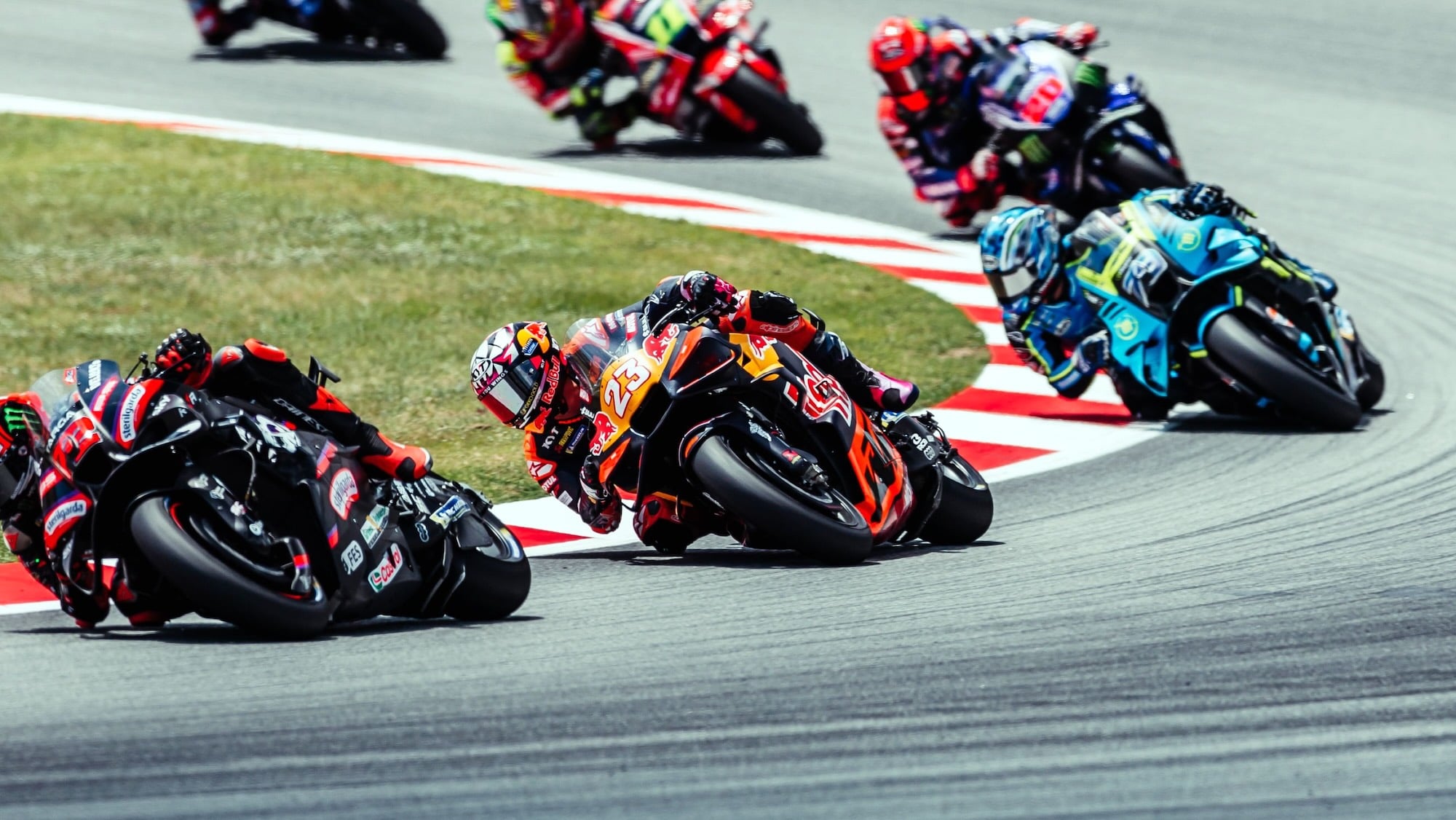 MotoGP: Viñales pontua após retorno e drama na Catalunha