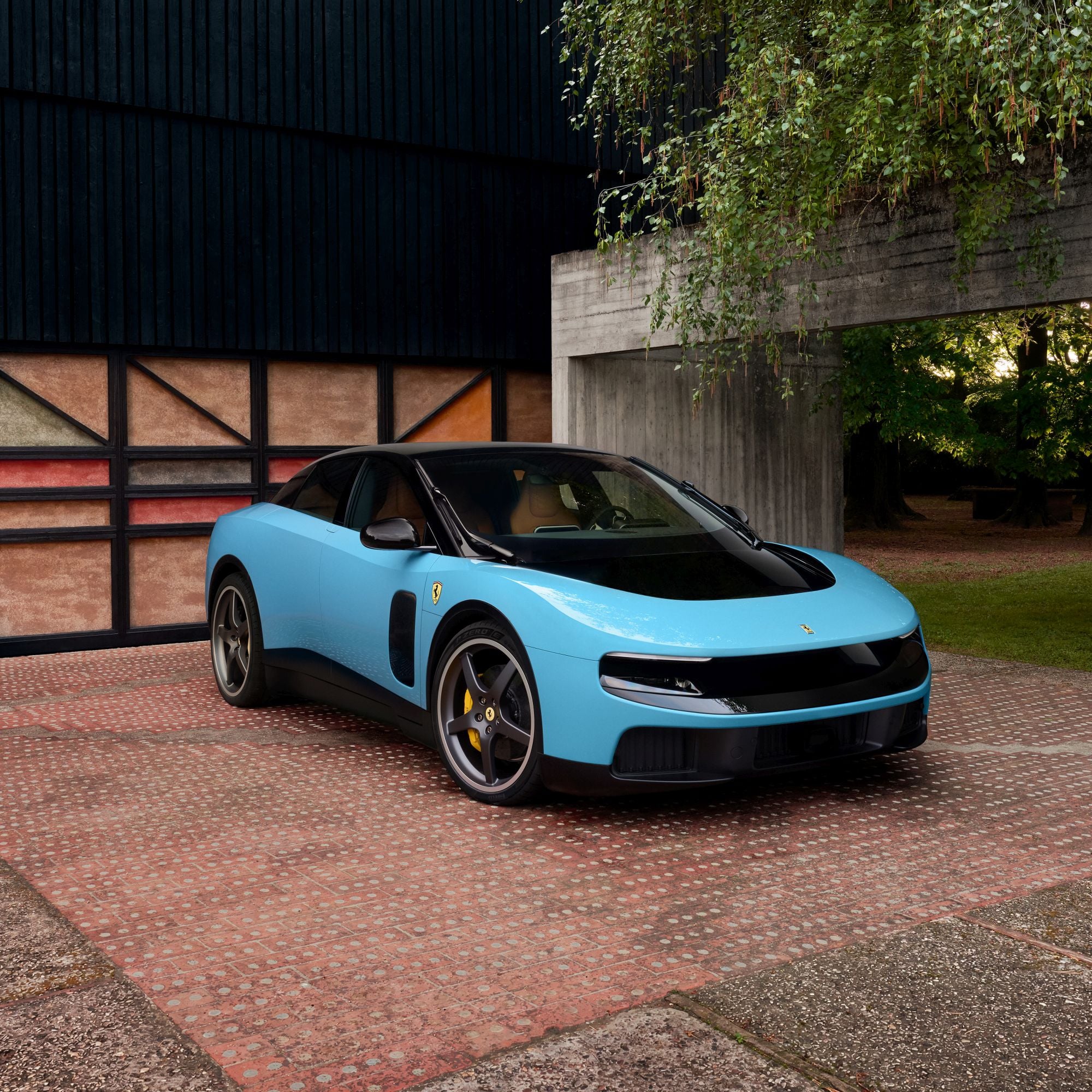 Ferrari apresenta Luce, primeiro modelo elétrico de sua história Ferrari Luce