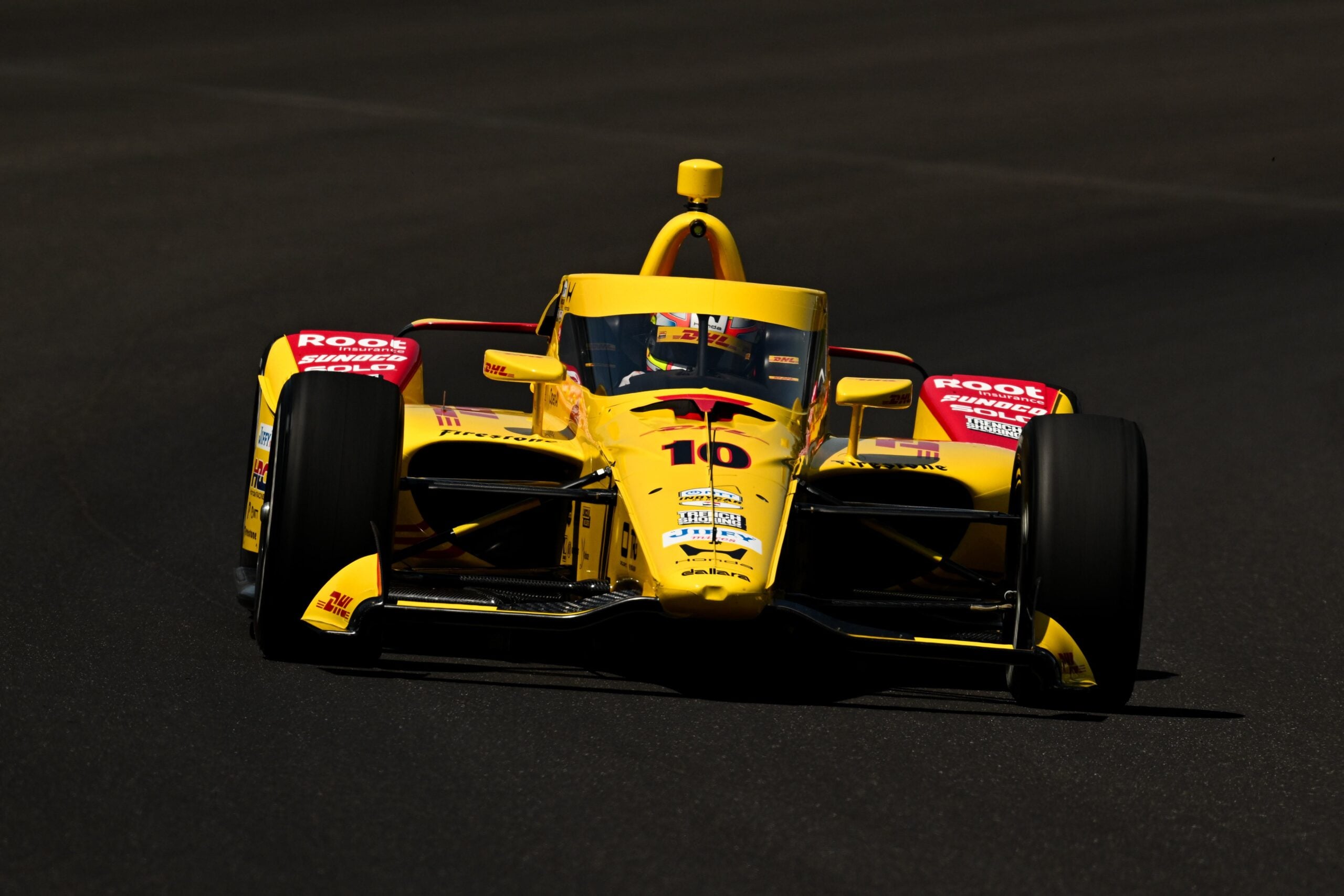 Palou acerta volta no fim e lidera primeiro dia de treinos para a Indy 500