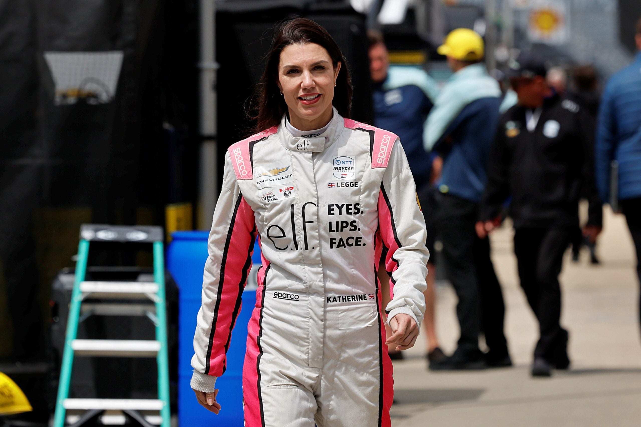 Confirmada na Indy 500, Katherine Legge disputa a Charlotte 600 da NASCAR