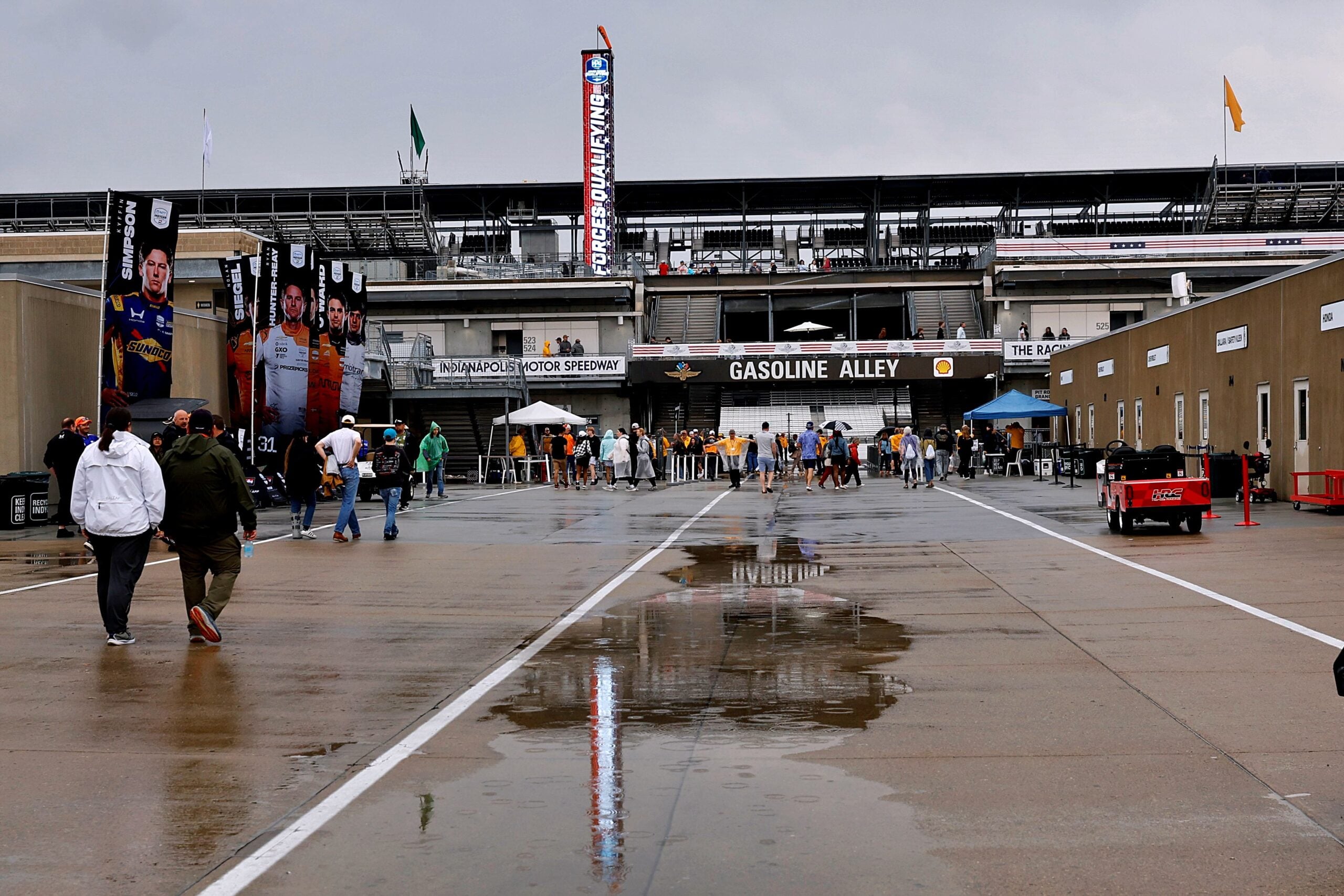 Chuva cancela sábado de classificação para a Indy 500. Veja nova programação Chuva cancela sábado de classificação para a Indy 500. Veja nova programação