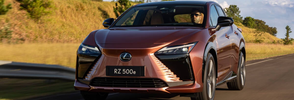 Primeiro SUV elétrico da Lexus no Brasil, RZ 500e chega às concessionárias