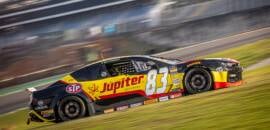 Líder da NASCAR Brasil, Gabriel Casagrande conquista terceiro lugar na Sprint Race em Interlagos