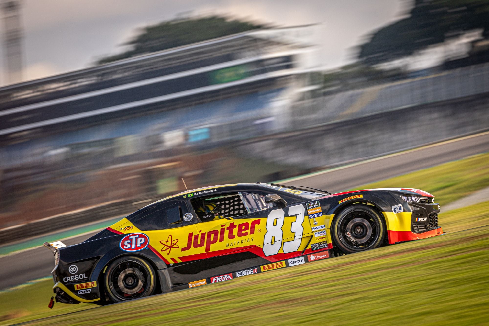 Líder da NASCAR Brasil, Gabriel Casagrande conquista terceiro lugar na Sprint Race em Interlagos Gabriel Casagrande