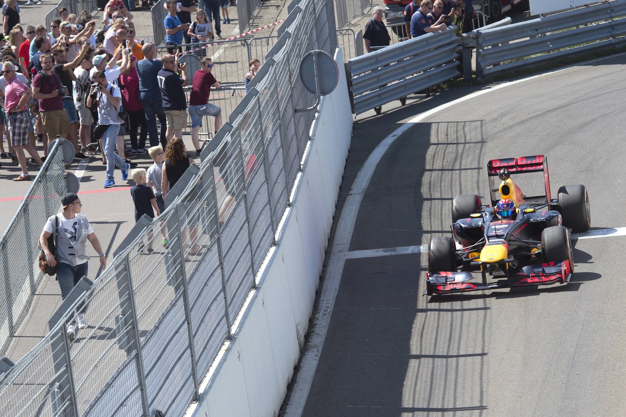 F1: Marko revela que Horner foi contra Verstappen na Red Bull