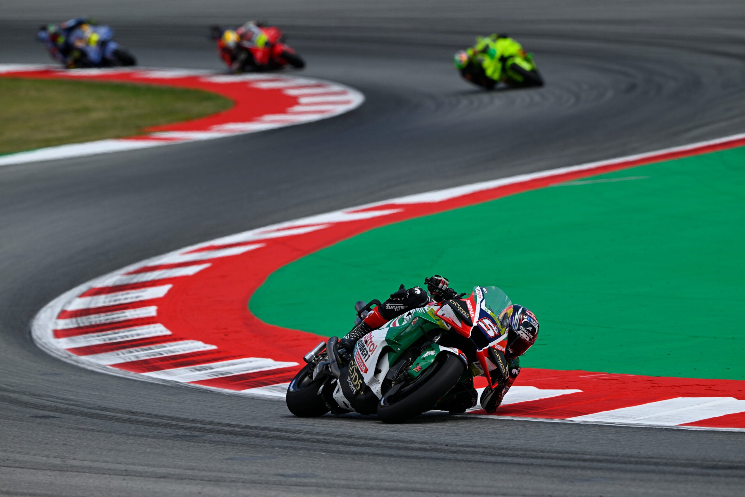 MotoGP: Zarco sofre lesão no joelho após acidente no GP da Catalunha Johann Zarco