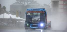 Copa Truck: Na chuva, Nic Giaffone fatura pole da Elite com a R9 Competições/Giaffone Mission Zero em Cascavel