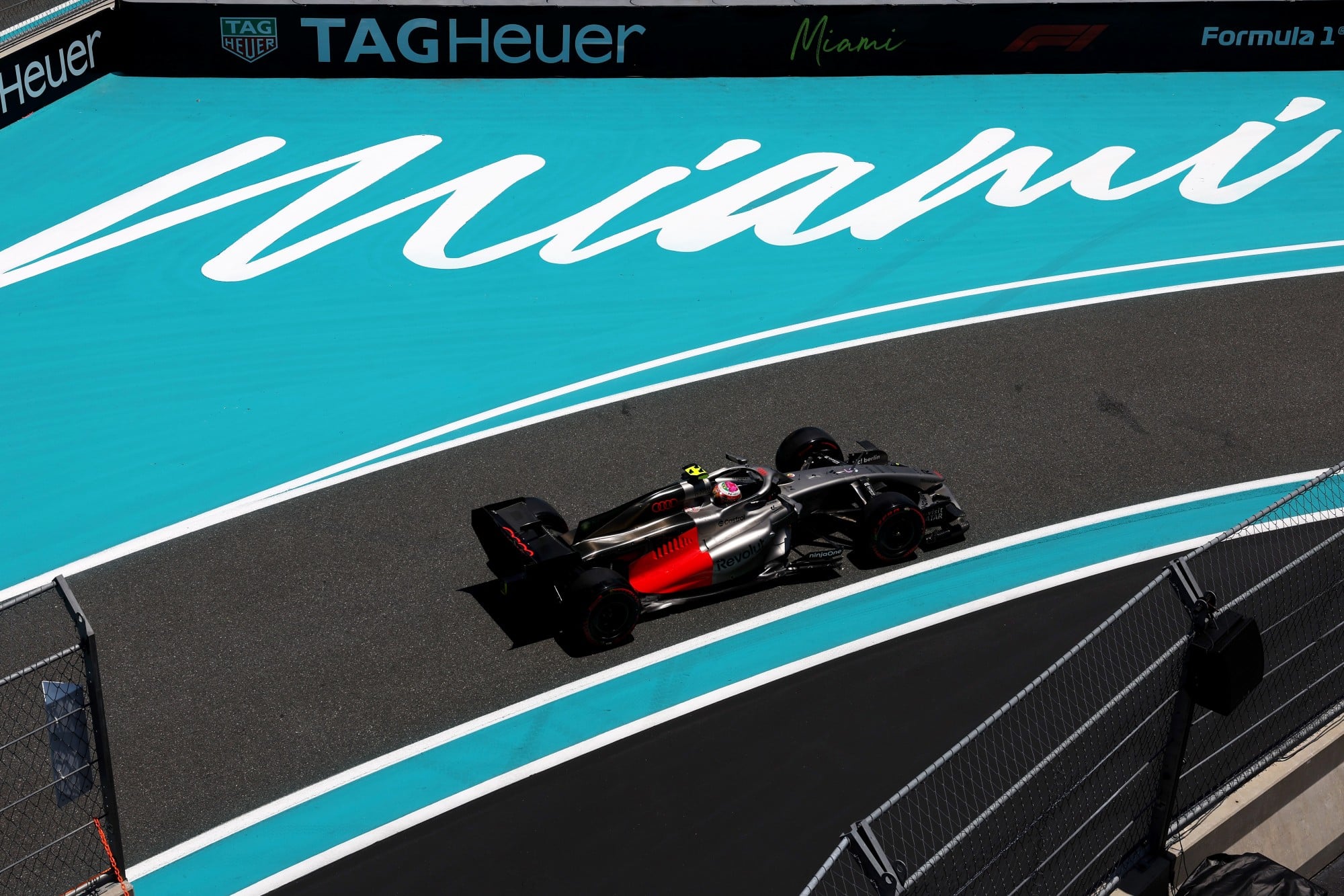 Gabriel Bortoleto (BRA) Audi F1 Team R26.