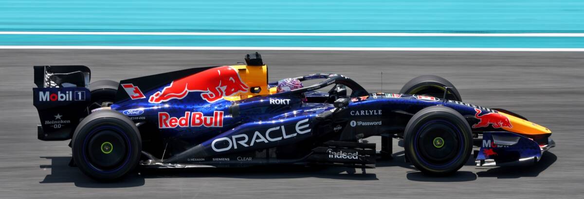 F1: Verstappen vê “luz no fim do túnel” após P2 no grid em Miami