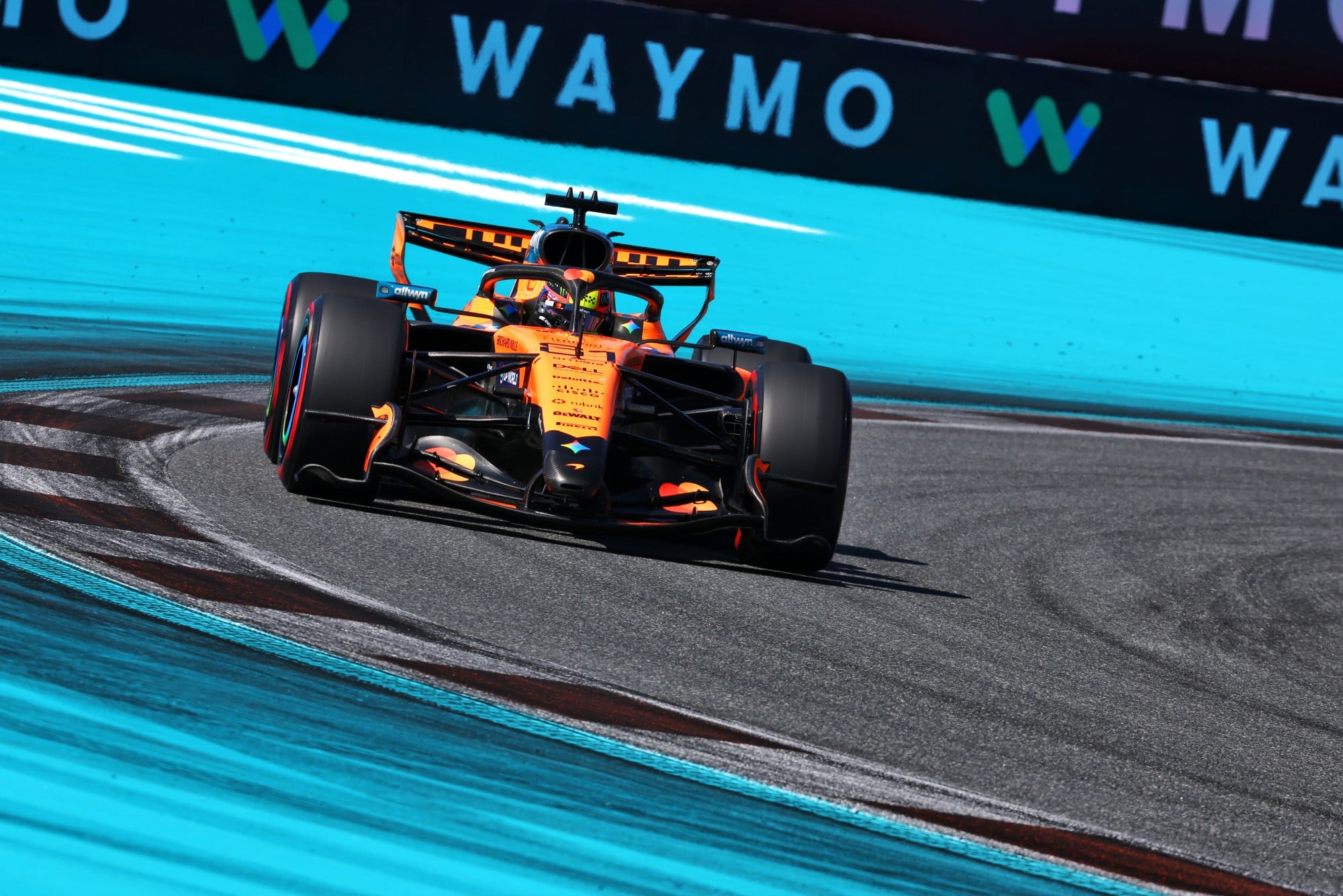 Oscar Piastri (AUS) McLaren F1 Team MCL40.