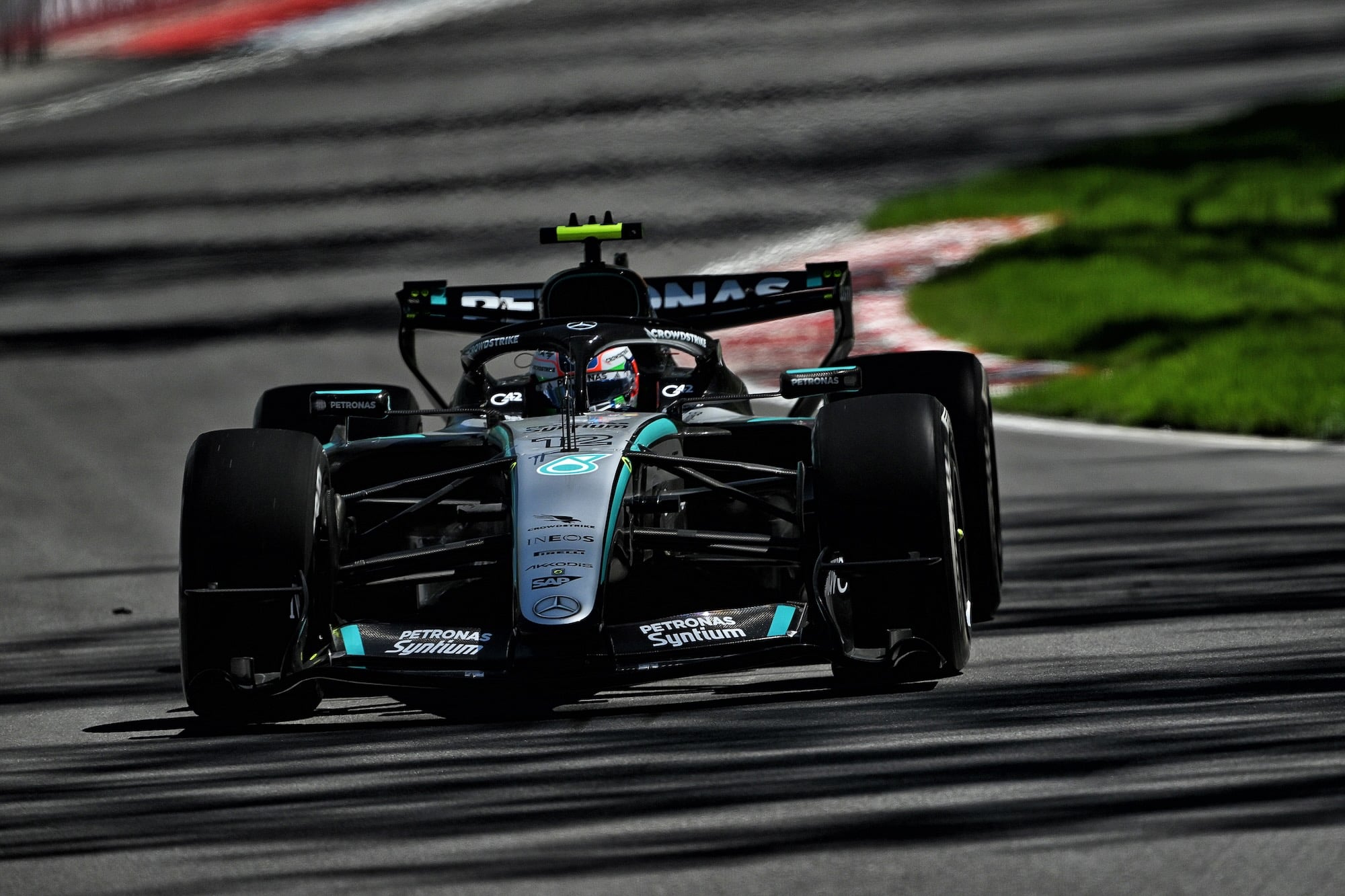 F1: Antonelli admite erros, mas celebra P2 em Montreal