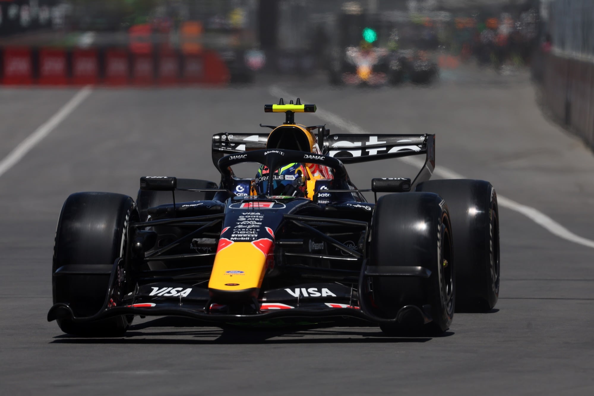 F1: Hadjar vê evolução após ficar perto de Verstappen