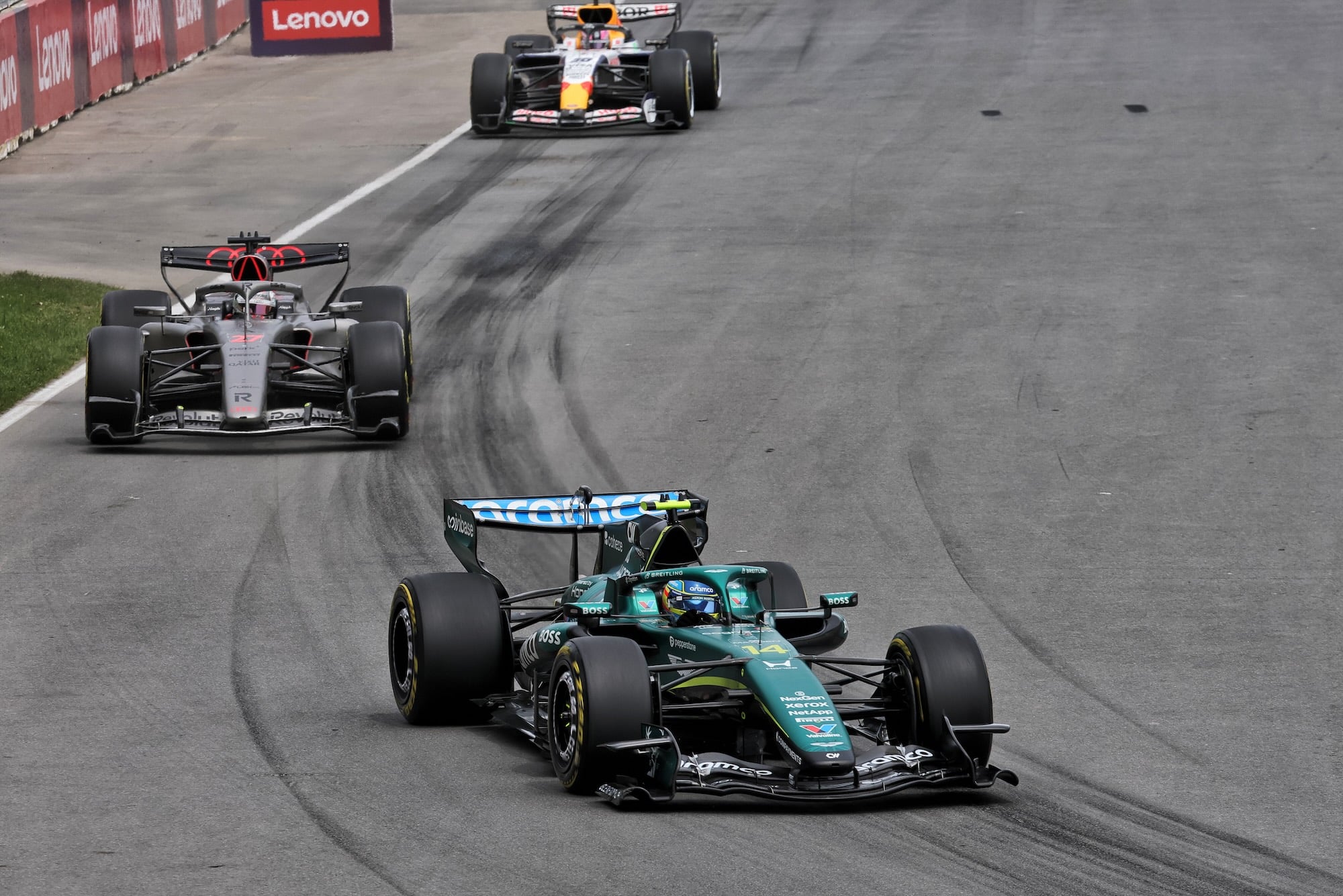 F1: Aston Martin é multada por 'liberação perigosa' de Alonso no Canadá