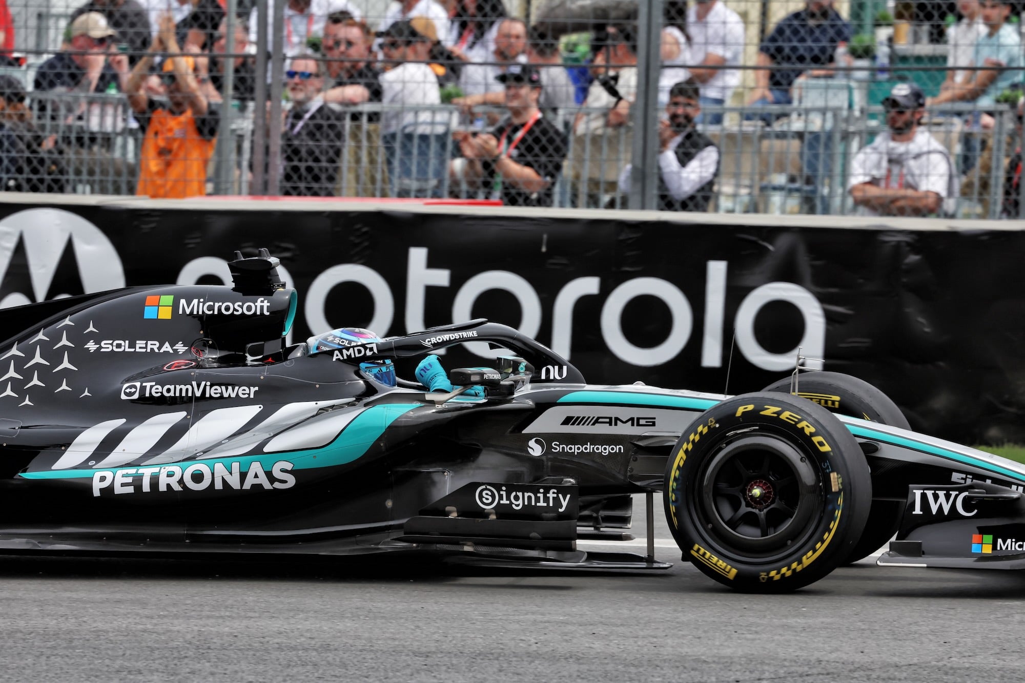 F1: Russell conquista pole do GP do Canadá com dobradinha da Mercedes Race winner George Russell (GBR) Mercedes AMG Formula One Team W17 celebrates at the end of Sprint.