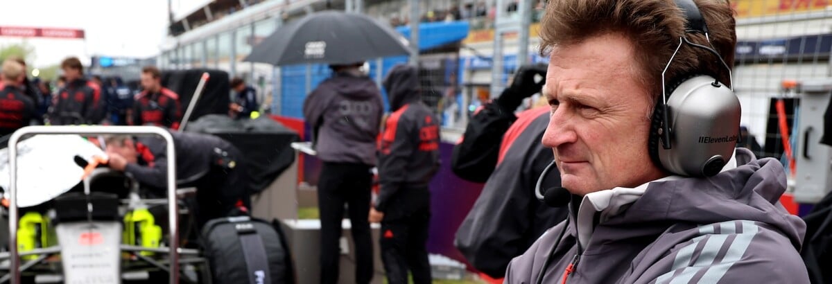 F1: McNish tira foco dos adversários e diz que Audi quer "colocar a casa em ordem" F1: McNish tira foco dos adversários e diz que Audi quer “colocar a casa em ordem”