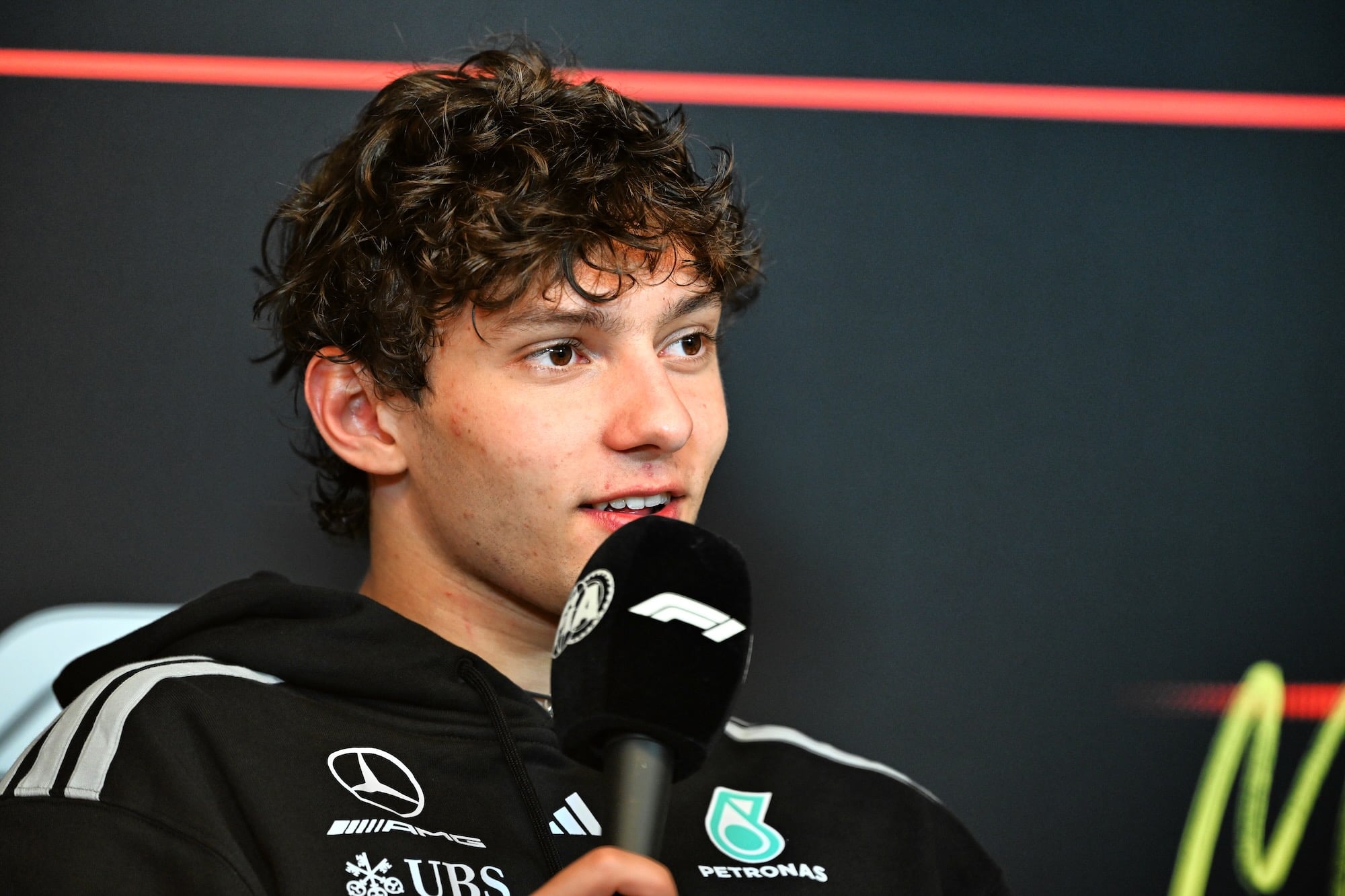 F1: Antonelli elogia mudanças nas regas, mas diz: “Há trabalho a ser feito com os motores”